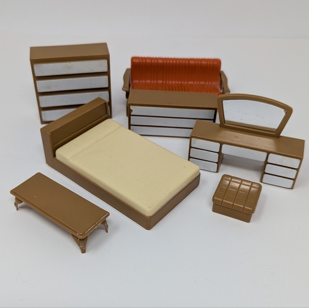 Arco Dollhouse Furniture Bedroom